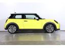 ＭＩＮＩ クーパーＣ　クラシック・トリム　ＭＩＮＩ認定中古車（4枚目）