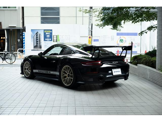 ９１１ ９１１ＧＴ２　ＲＳ　ＰＤＫ　ヴァイザッハＰＫＧ・クラブスポーツＰＫＧ・スポーツクロノ・セラミックコンポジッットブレーキ（2枚目）