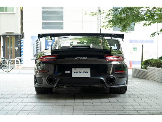 ９１１ ９１１ＧＴ２　ＲＳ　ＰＤＫ　ヴァイザッハＰＫＧ・クラブスポーツＰＫＧ・スポーツクロノ・セラミックコンポジッットブレーキ（4枚目）