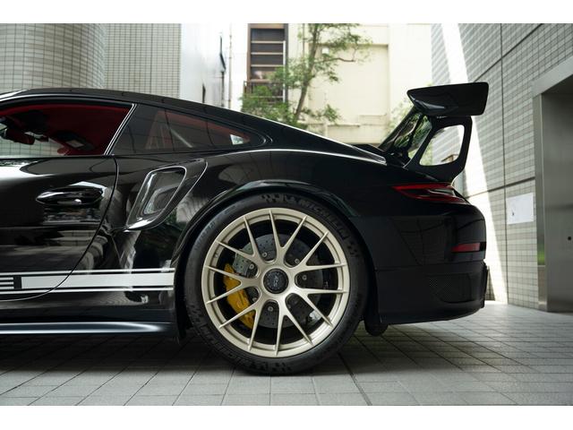 ９１１ ９１１ＧＴ２　ＲＳ　ＰＤＫ　ヴァイザッハＰＫＧ・クラブスポーツＰＫＧ・スポーツクロノ・セラミックコンポジッットブレーキ（5枚目）