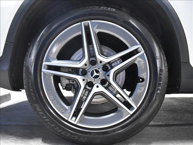 ＧＬＣ ＧＬＣ２２０　ｄ　４マチック　ＡＭＧライン　Ｂｌｕｅｔｏｏｔｈ接続　ＥＴＣ　ＬＥＤヘッドライト　ＴＶ　アイドリングストップ　クルーズコントロール　コネクテッド機能　シートヒーター　ナビ　バックモニター　パワーシート　横滑り防止装置（13枚目）