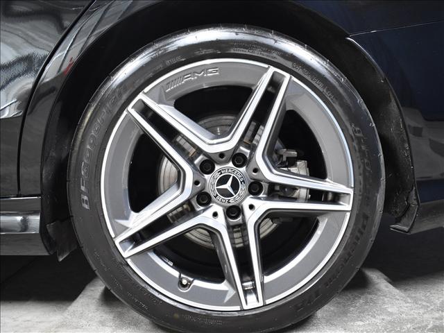 Ｃクラスステーションワゴン Ｃ２００　４マチック　ステーションワゴン　ローレウスエディション　スポーツプラスパッケージ　レーダーセーフティパッケージ　Ｂｌｕｅｔｏｏｔｈ接続　ＥＴＣ　ＬＥＤヘッドライト　ＴＶ　アイドリングストップ　クルーズコントロール　コネクテッド機能（11枚目）