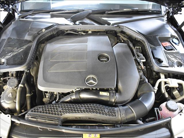 Ｃクラスステーションワゴン Ｃ２００　４マチック　ステーションワゴン　ローレウスエディション　スポーツプラスパッケージ　レーダーセーフティパッケージ　Ｂｌｕｅｔｏｏｔｈ接続　ＥＴＣ　ＬＥＤヘッドライト　ＴＶ　アイドリングストップ　クルーズコントロール　コネクテッド機能（14枚目）