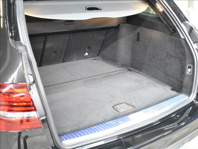 Ｃクラスステーションワゴン Ｃ２００　４マチック　ステーションワゴン　ローレウスエディション　スポーツプラスパッケージ　レーダーセーフティパッケージ　Ｂｌｕｅｔｏｏｔｈ接続　ＥＴＣ　ＬＥＤヘッドライト　ＴＶ　アイドリングストップ　クルーズコントロール　コネクテッド機能（35枚目）