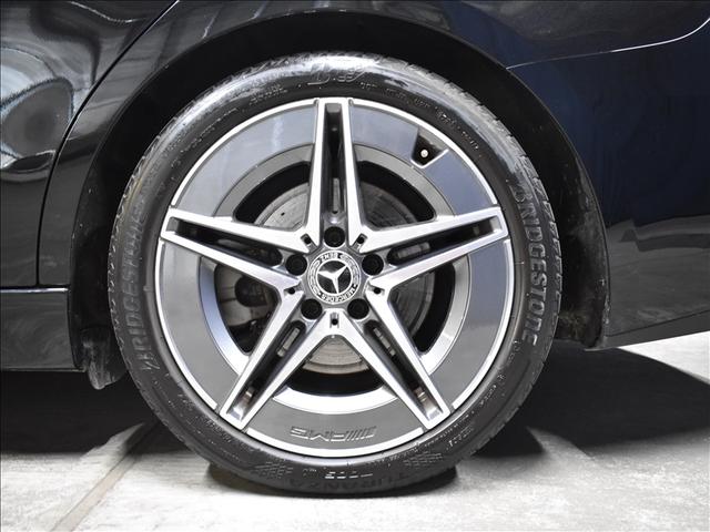 Ｃクラス Ｃ２００　４マチック　アバンギャルド　ＡＭＧライン　リアアクスルステアリング　ベーシックパッケージ　Ｂｌｕｅｔｏｏｔｈ接続　ＥＴＣ　ＬＥＤヘッドライト　ＴＶ　アイドリングストップ　クルーズコントロール　コネクテッド機能　サンルーフ・ガラスルーフ（11枚目）