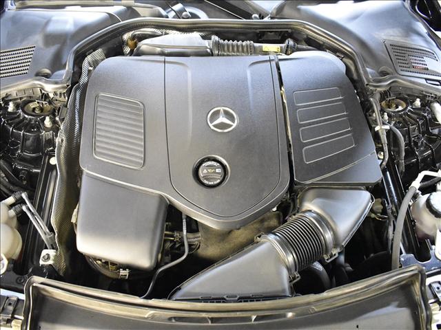 Ｃクラス Ｃ２００　４マチック　アバンギャルド　ＡＭＧライン　リアアクスルステアリング　ベーシックパッケージ　Ｂｌｕｅｔｏｏｔｈ接続　ＥＴＣ　ＬＥＤヘッドライト　ＴＶ　アイドリングストップ　クルーズコントロール　コネクテッド機能　サンルーフ・ガラスルーフ（14枚目）