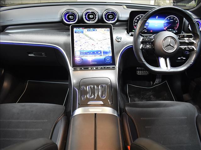Ｃクラス Ｃ２００　４マチック　アバンギャルド　ＡＭＧライン　リアアクスルステアリング　ベーシックパッケージ　Ｂｌｕｅｔｏｏｔｈ接続　ＥＴＣ　ＬＥＤヘッドライト　ＴＶ　アイドリングストップ　クルーズコントロール　コネクテッド機能　サンルーフ・ガラスルーフ（17枚目）