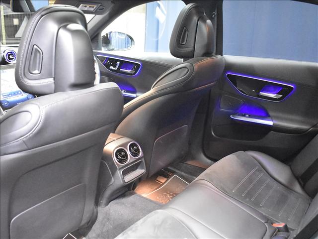 Ｃクラス Ｃ２００　４マチック　アバンギャルド　ＡＭＧライン　リアアクスルステアリング　ベーシックパッケージ　Ｂｌｕｅｔｏｏｔｈ接続　ＥＴＣ　ＬＥＤヘッドライト　ＴＶ　アイドリングストップ　クルーズコントロール　コネクテッド機能　サンルーフ・ガラスルーフ（25枚目）