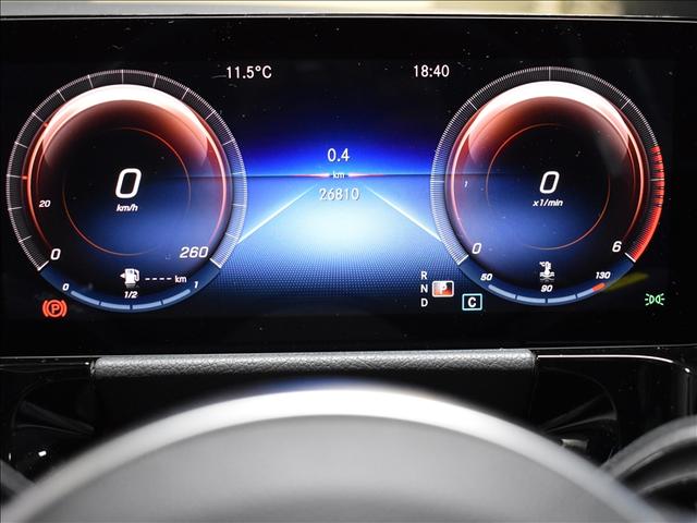 GLAクラス GLA200 d 4マチック AMGライン AMGレザーエクスクルーシブパッケージ ナビゲーションパッケージ アドバンスドパッケージ Bluetooth接続 ETC LEDヘッドライト TV アイドリングストップ クルーズコントロール(21枚目)