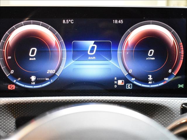 Aクラス A200 d AMGライン・レーダーセーフティパッケージ・ナ ビゲーションパッケージ(21枚目)