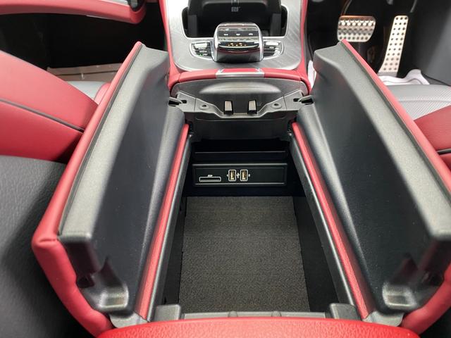 ＣＬＳクラス ＣＬＳ４５０　４マチック　スポーツ　ＥＴＣ　クリアランスソナー　レーンアシスト　衝突被害軽減システム　全周囲カメラ　ナビ　ＴＶ　アルミホイール　オートライト　サンルーフ　ＣＶＴ　シートヒーター　シートエアコン　スマートキー（25枚目）