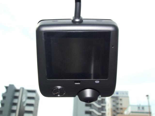 Ｂクラス Ｂ２００ｄ　ＡＭＧラインパッケージ　ドライブレコーダー　ＥＴＣ　バックカメラ　ナビ　ＴＶ　オートクルーズコントロール　レーンアシスト　アルミホイール　オートライト　ＬＥＤヘッドランプ　パワーシート　スマートキー　アイドリングストップ（8枚目）
