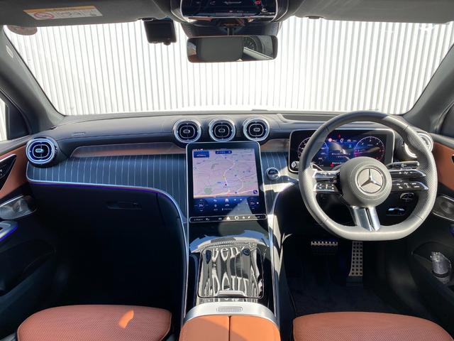 GLC GLC220d 4MクペドライバズP+AMGラインP 4WD ドライブレコーダー ETC 全周囲カメラ クリアランスソナー オートクルーズコントロール レーンアシスト パワーシート ナビ オートライト LEDヘッドランプ 電動リアゲート アルミホイール(2枚目)