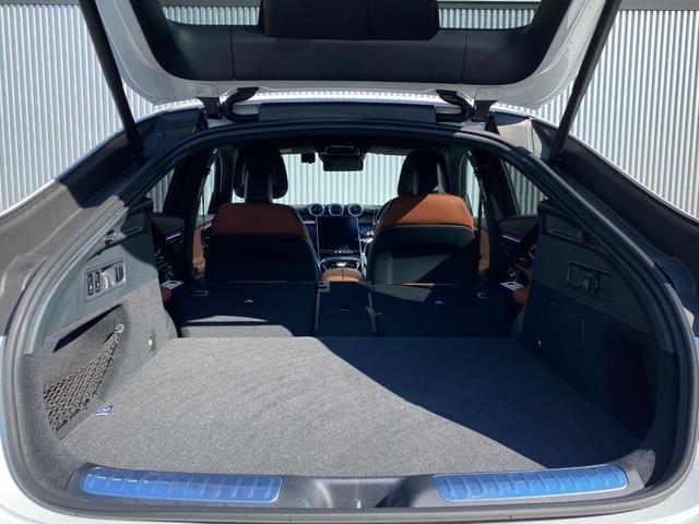 GLC GLC220d 4MクペドライバズP+AMGラインP 4WD ドライブレコーダー ETC 全周囲カメラ クリアランスソナー オートクルーズコントロール レーンアシスト パワーシート ナビ オートライト LEDヘッドランプ 電動リアゲート アルミホイール(19枚目)