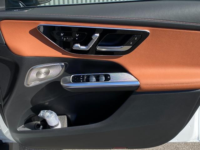 GLC GLC220d 4MクペドライバズP+AMGラインP 4WD ドライブレコーダー ETC 全周囲カメラ クリアランスソナー オートクルーズコントロール レーンアシスト パワーシート ナビ オートライト LEDヘッドランプ 電動リアゲート アルミホイール(52枚目)