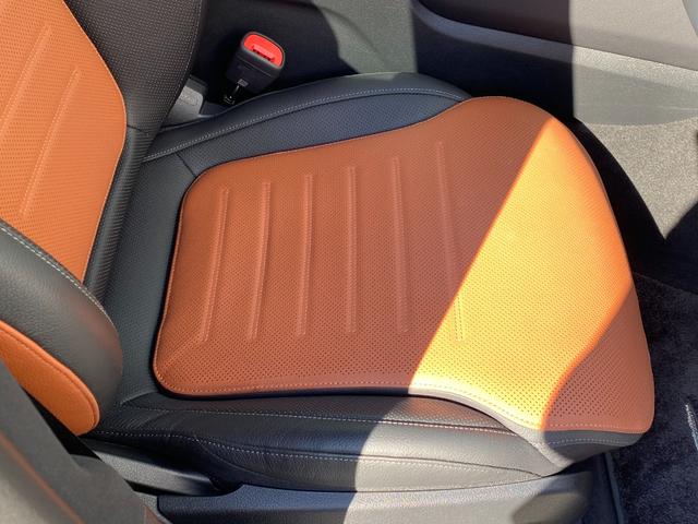 GLC GLC220d 4MクペドライバズP+AMGラインP 4WD ドライブレコーダー ETC 全周囲カメラ クリアランスソナー オートクルーズコントロール レーンアシスト パワーシート ナビ オートライト LEDヘッドランプ 電動リアゲート アルミホイール(58枚目)