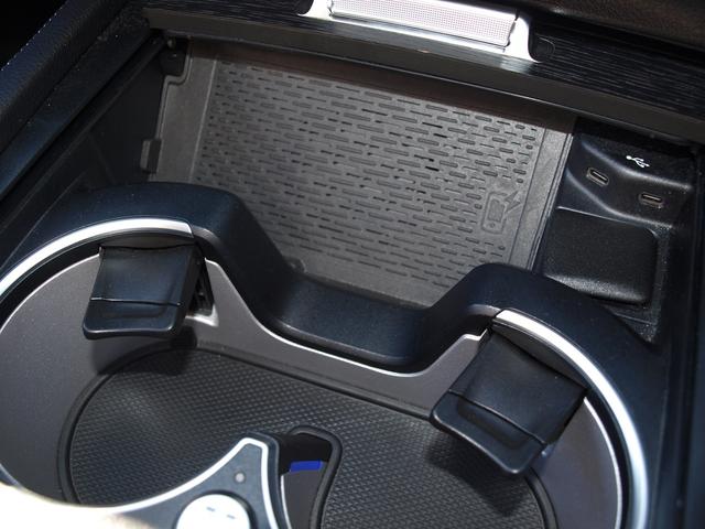 ＧＬＥ ＧＬＥ４５０ｄ　４マチックスポーツ　４ＷＤ　ＥＴＣ　全周囲カメラ　オートクルーズコントロール　パワーシート　サンルーフ　ナビ　ＴＶ　オートライト　ＬＥＤヘッドランプ　電動リアゲート　アルミホイール　スマートキー　アイドリングストップ（70枚目）