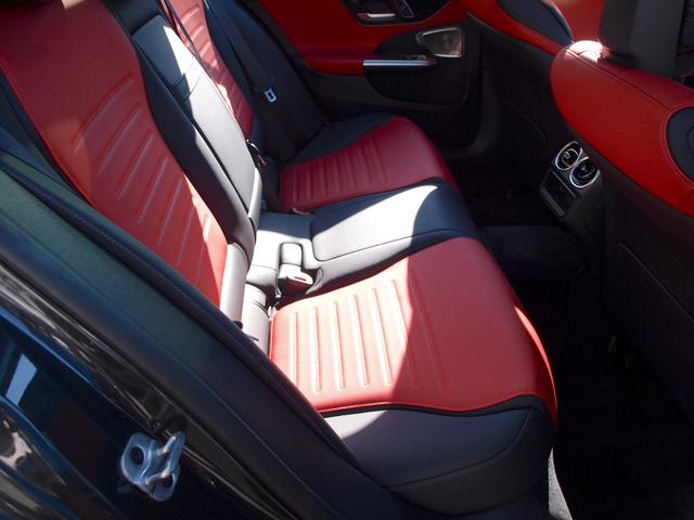 Ｃクラスステーションワゴン Ｃ２２０ｄ　ステーションワゴン　ラグジュアリー　ドライブレコーダー　ＥＴＣ　全周囲カメラ　ナビ　ＴＶ　クリアランスソナー　オートクルーズコントロール　レーンアシスト　アルミホイール　オートライト　サンルーフ　パワーシート　スマートキー（69枚目）