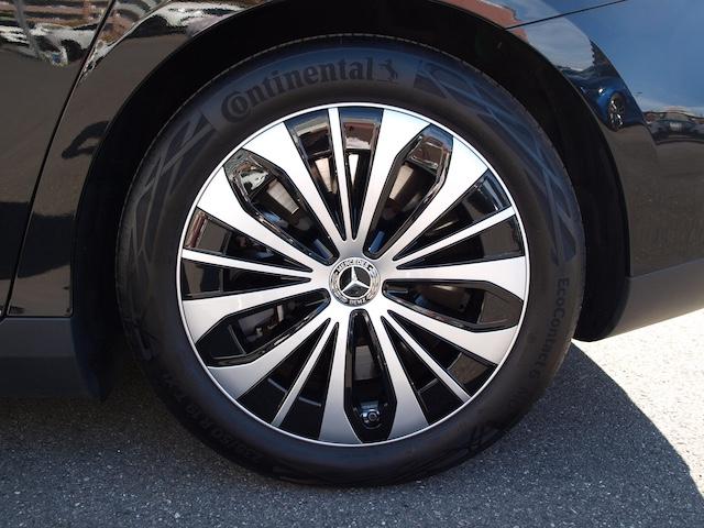 ご覧頂きまして誠に有難うございます！！是非ご来店して頂き、実際にご覧になって頂ければと思います。お客様からのご連絡をスタッフ一同、心よりお待ちしております