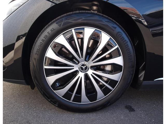 この度は当店のお車をご覧になっていただき、誠にありがとうございます。ぜひじっくりとご検討下さい。気軽にお問合せ・お見積りお待ちしております。