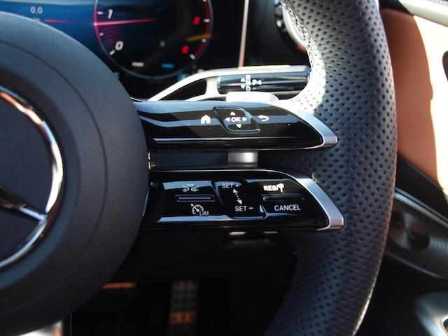 GLC GLC220d 4マチック ドライバーズパッケージ GLC220d 4M AMGレザーエクスクルーシブP 4WD ドライブレコーダー ETC 全周囲カメラ クリアランスソナー オートクルーズコントロール パワーシート サンルーフ ナビ TV(10枚目)