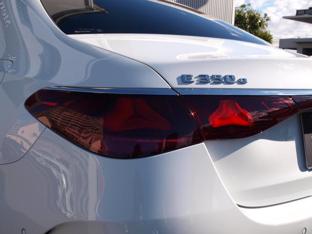 Ｅクラス Ｅ３５０ｅ　スポーツ　エディションスター　ドライブレコーダー　ＥＴＣ　クリアランスソナー　全周囲カメラ　ナビ　ＴＶ　アルミホイール　オートライト　サンルーフ　ＡＴ　シートヒーター　シートエアコン　スマートキー　電動格納ミラー　電動リアゲート（32枚目）