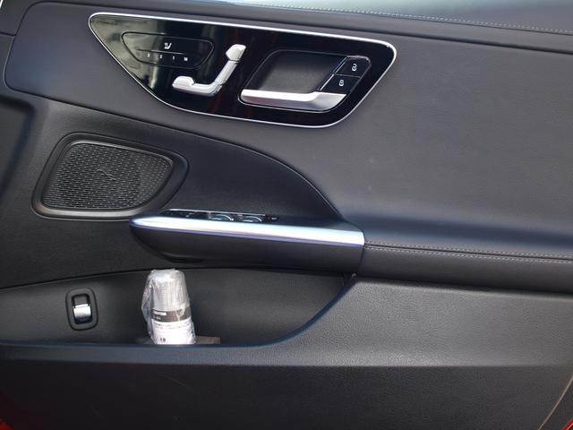 Ｃクラス Ｃ２００アバンギャルド　ＡＭＧラインパッケージ　ドライブレコーダー　ＥＴＣ　全周囲カメラ　ナビ　ＴＶ　クリアランスソナー　オートクルーズコントロール　レーンアシスト　ＡＴ　サンルーフ　オートライト　ＬＥＤヘッドランプ　スマートキー（59枚目）