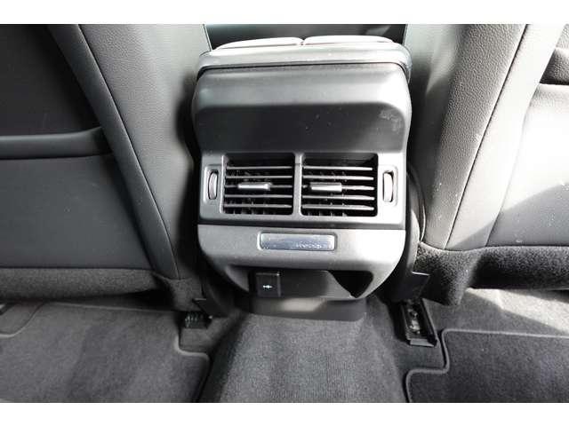 レンジローバーイヴォーク Ｓ　Ｐ２００　４ＷＤ　２０インチ　スタイル５０７９　ブラックＡＷ　パワーテールゲート（44枚目）