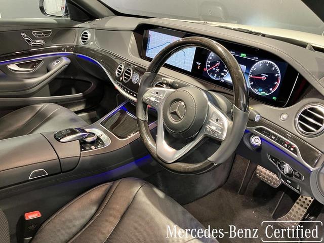 Ｓクラス Ｓ４５０　ＡＭＧライン　認定中古車　ダイヤモンドホワイト　ベーシックパッケージ　３６０°カメラシステム　メモリー付きパワーシート　シートヒーター　パノラミックスライディングルーフ　アンビエントライト　本革シート（10枚目）