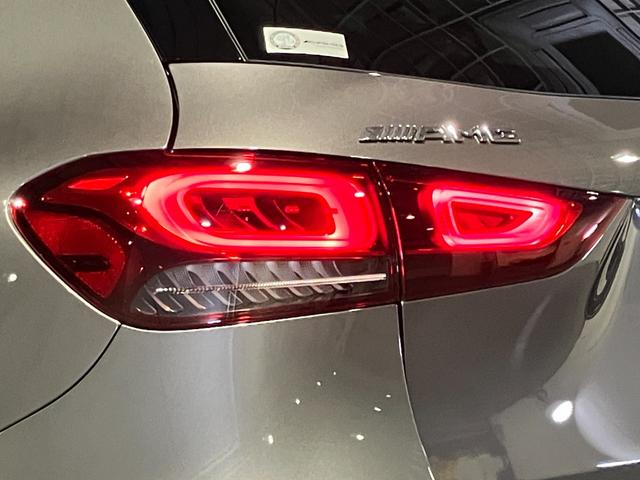GLA45 S 4マチック+ 認定中古車 マウンテングレー AMGアドバンスドパッケージ AMGパフォーマンスパッケージ パノラミックスライディングルーフ 360°カメラシステム Burmesterサラウンドサウンドシステム(14枚目)