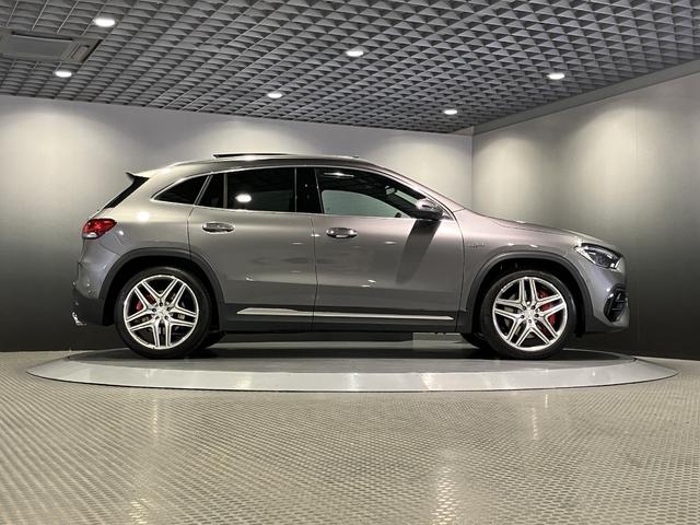 GLA45 S 4マチック+ 認定中古車 マウンテングレー AMGアドバンスドパッケージ AMGパフォーマンスパッケージ パノラミックスライディングルーフ 360°カメラシステム Burmesterサラウンドサウンドシステム(18枚目)