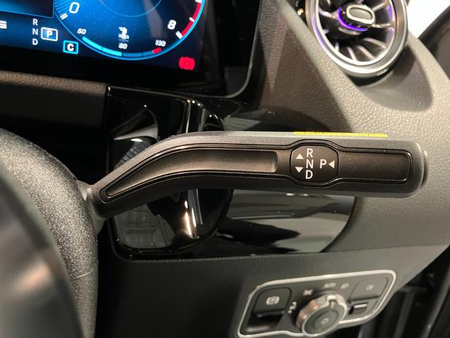 GLA45 S 4マチック+ 認定中古車 マウンテングレー AMGアドバンスドパッケージ AMGパフォーマンスパッケージ パノラミックスライディングルーフ 360°カメラシステム Burmesterサラウンドサウンドシステム(50枚目)