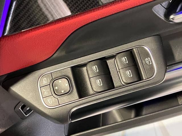 GLA45 S 4マチック+ 認定中古車 マウンテングレー AMGアドバンスドパッケージ AMGパフォーマンスパッケージ パノラミックスライディングルーフ 360°カメラシステム Burmesterサラウンドサウンドシステム(63枚目)
