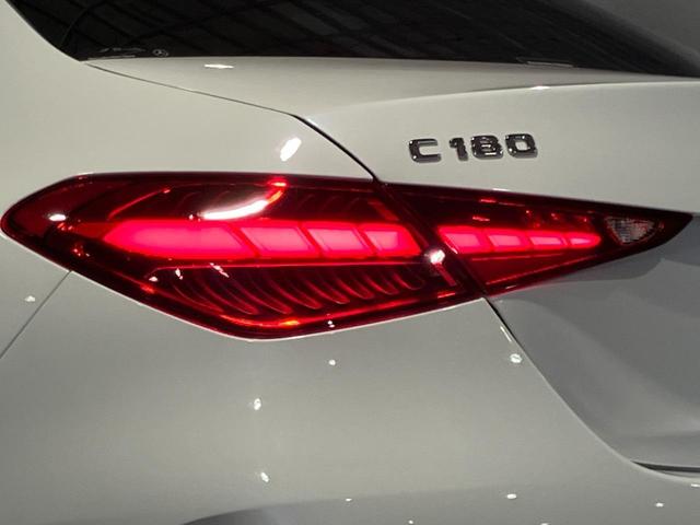 Ｃクラス Ｃ１８０アバンギャルド　ＡＭＧラインパッケージ　認定中古車　オパリスホワイト　ベーシックパッケージ　３６０°カメラシステム　ヘッドアップディスプレイ　ＭＢＵＸＡＲナビゲーション　メモリー付きパワーシート　シートヒーター　ＭＰ２０２３０１（15枚目）