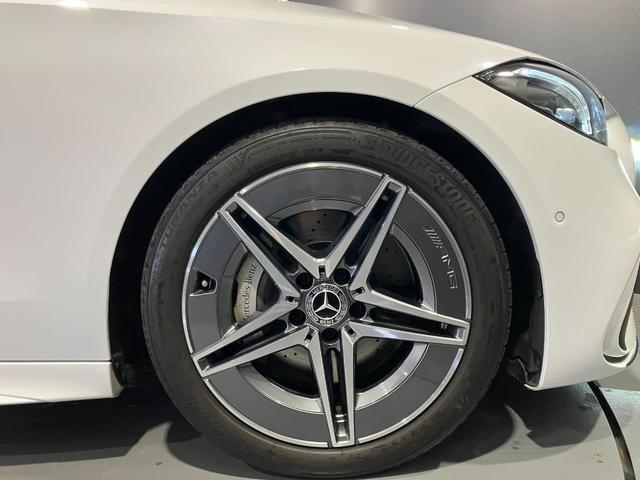 Ｃクラス Ｃ１８０アバンギャルド　ＡＭＧラインパッケージ　認定中古車　オパリスホワイト　ベーシックパッケージ　３６０°カメラシステム　ヘッドアップディスプレイ　ＭＢＵＸＡＲナビゲーション　メモリー付きパワーシート　シートヒーター　ＭＰ２０２３０１（20枚目）