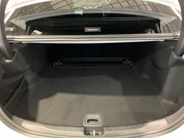 Ｃクラス Ｃ１８０アバンギャルド　ＡＭＧラインパッケージ　認定中古車　オパリスホワイト　ベーシックパッケージ　３６０°カメラシステム　ヘッドアップディスプレイ　ＭＢＵＸＡＲナビゲーション　メモリー付きパワーシート　シートヒーター　ＭＰ２０２３０１（34枚目）
