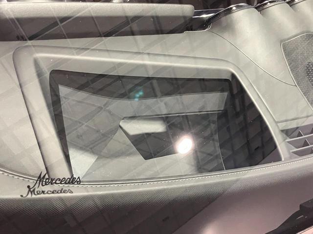 Ｃクラス Ｃ１８０アバンギャルド　ＡＭＧラインパッケージ　認定中古車　オパリスホワイト　ベーシックパッケージ　３６０°カメラシステム　ヘッドアップディスプレイ　ＭＢＵＸＡＲナビゲーション　メモリー付きパワーシート　シートヒーター　ＭＰ２０２３０１（50枚目）