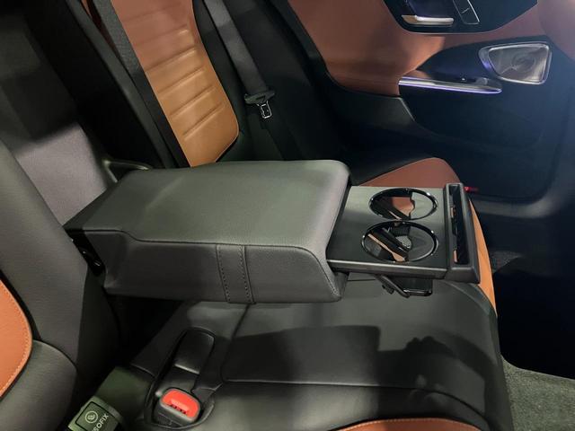 Ｃクラス Ｃ４３　４マチック　認定中古車　ハイテックシルバー　パノラミックスライディングルーフ　３６０°カメラシステム　Ｂｕｒｍｅｓｔｅｒサラウンドサウンドシステム　メモリー付きパワーシート　アンビエントライト　ＭＰ２０２３０１（27枚目）