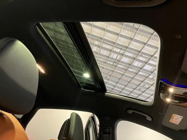 ＧＬＣ ＧＬＣ２２０ｄ　４ＭクペドライバズＰ＋ＡＭＧラインＰ　認定中古車　オブシディアンブラック　レザーエクスクルーシブパッケージ　パノラミックスライディングルーフ　Ｂｕｒｍｅｓｔｅｒサラウンドサウンドシステム　３６０°カメラシステム　ヘッドアップディスプレイ（12枚目）