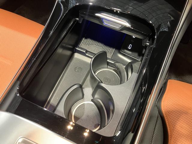 ＧＬＣ ＧＬＣ２２０ｄ　４ＭクペドライバズＰ＋ＡＭＧラインＰ　認定中古車　オブシディアンブラック　レザーエクスクルーシブパッケージ　パノラミックスライディングルーフ　Ｂｕｒｍｅｓｔｅｒサラウンドサウンドシステム　３６０°カメラシステム　ヘッドアップディスプレイ（24枚目）