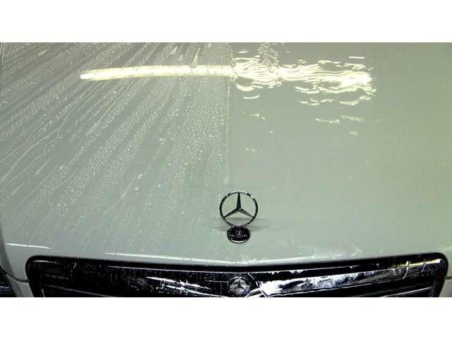 ＣＬＥ ＣＬＥ５３　４マチック＋　カブリオレ　認定中古車　パタゴニアレッド　レザーエクスクルーシブパッケージ　ＡＭＧダイナミックプラスパッケージ　Ｂｕｒｍｅｓｔｅｒサラウンドサウンドシステム　メモリー付きパワーシート　アンビエントライト（77枚目）