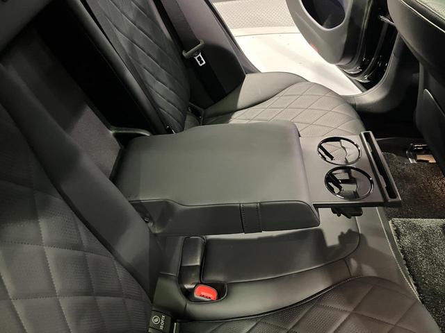 Ｅクラス Ｅ２００　アバンギャルド　ＡＭＧラインパッケージ　認定中古車　オブシディアンブラック　アドバンスドパッケージ　レザーエクスクルーシブパッケージ　デジタルインテリアパッケージ　パノラミックスライディングルーフ　Ｂｕｒｍｅｓｔｅｒ　３６０°カメラシステム（33枚目）