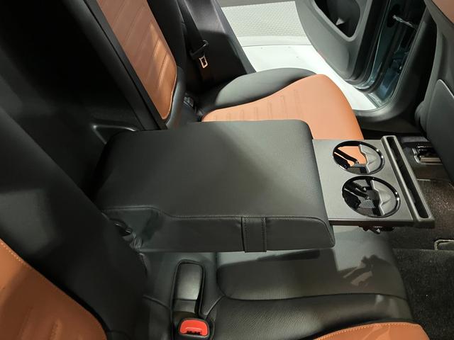 ＧＬＣ ＧＬＣ２２０ｄ　４マチック　ドライバーズパッケージ　認定中古車　ヴェルデシルバー　ＡＭＧライン　ＡＭＧレザーエクスクルーシブパッケージ　Ｂｕｒｍｅｓｔｅｒサウンドシステム　３６０°カメラシステム　ヘッドアップディスプレイ　メモリー付きパワーシート（32枚目）