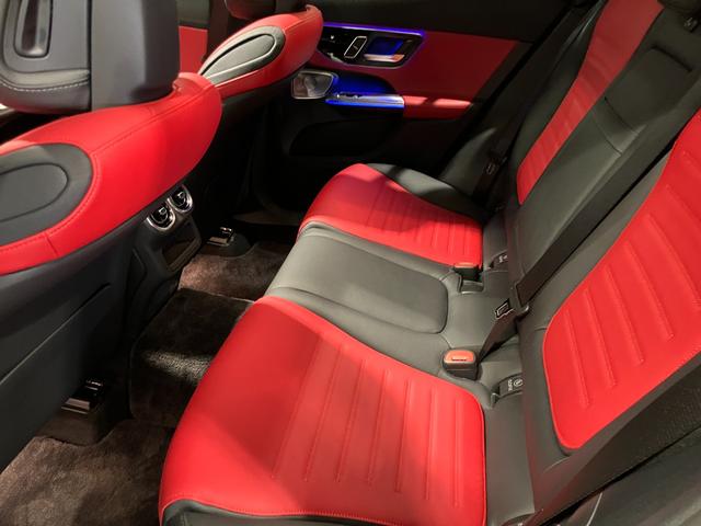 ＧＬＣ ＧＬＣ２２０ｄ　４マチック　ドライバーズパッケージ　認定中古車　グラファイトグレー　ＡＭＧライン　ＡＭＧレザーエクスクルーシブパッケージ　パノラミックスライディングルーフ　Ｂｕｒｍｅｓｔｅｒサウンドシステム　３６０°カメラシステム　本革シート（31枚目）
