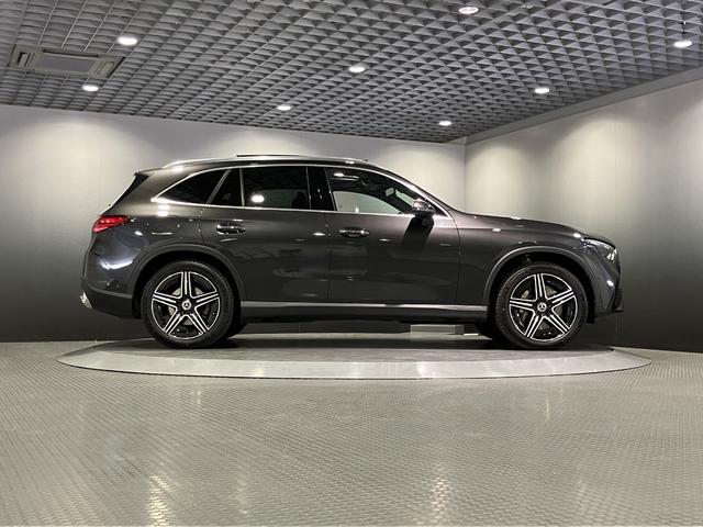 ＧＬＣ ＧＬＣ２２０ｄ　４マチック　ドライバーズパッケージ　認定中古車　グラファイトグレー　ＡＭＧライン　ＡＭＧレザーエクスクルーシブパッケージ　パノラミックスライディングルーフ　Ｂｕｒｍｅｓｔｅｒサウンドシステム　３６０°カメラシステム　本革シート（40枚目）