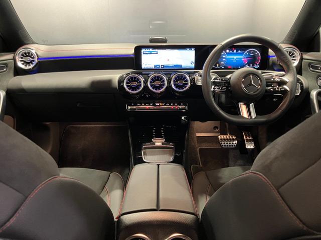 ＣＬＡクラス シューティングブレーク ＣＬＡ２００ｄ　シューティングブレークＡＭＧラインＰ　認定中古車　レーダーセーフティパッケージ　３６０°カメラシステム　アンビエントライト　ＭＢＵＸ　ＡＲナビゲーションシステム　マルチビームＬＥＤヘッドライト　本革巻スポーツステアリング　コスモスブラック（10枚目）