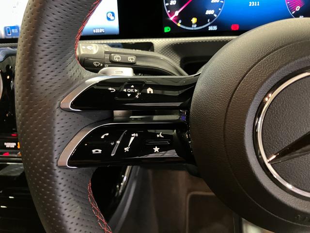 ＣＬＡクラス シューティングブレーク ＣＬＡ２００ｄ　シューティングブレークＡＭＧラインＰ　認定中古車　レーダーセーフティパッケージ　３６０°カメラシステム　アンビエントライト　ＭＢＵＸ　ＡＲナビゲーションシステム　マルチビームＬＥＤヘッドライト　本革巻スポーツステアリング　コスモスブラック（18枚目）