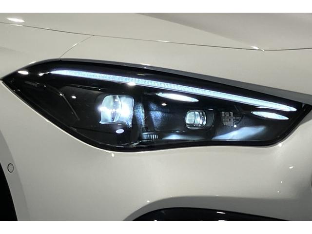 CLE CLE200 カブリオレ スポーツ 認定中古車 オパリスホワイト ドライバーズパッケージ Burmesterサウンドシステム レザーエクスクルーシブパッケージ ヘッドアップディスプレイ 360°カメラシステム シートヒーター(32枚目)