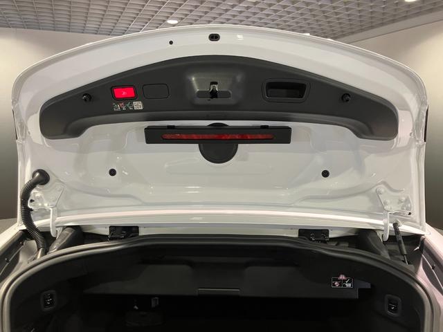 CLE CLE200 カブリオレ スポーツ 認定中古車 オパリスホワイト ドライバーズパッケージ Burmesterサウンドシステム レザーエクスクルーシブパッケージ ヘッドアップディスプレイ 360°カメラシステム シートヒーター(55枚目)