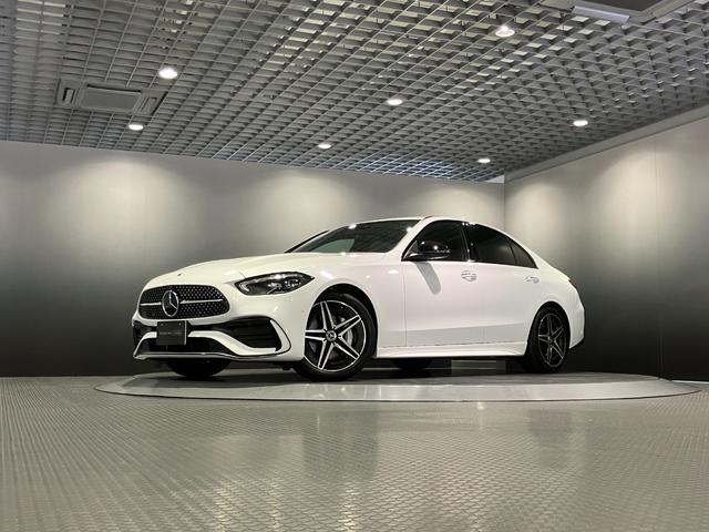 Ｃクラス Ｃ２００　スポーツ　認定中古車　レーダーセーフティーパッケージ　ナイトパッケージ　シートヒーター　３６０°カメラシステム　アンビエントライトプレミアム　本革巻きスポーツステアリング　メモリー付きパワーシート（2枚目）
